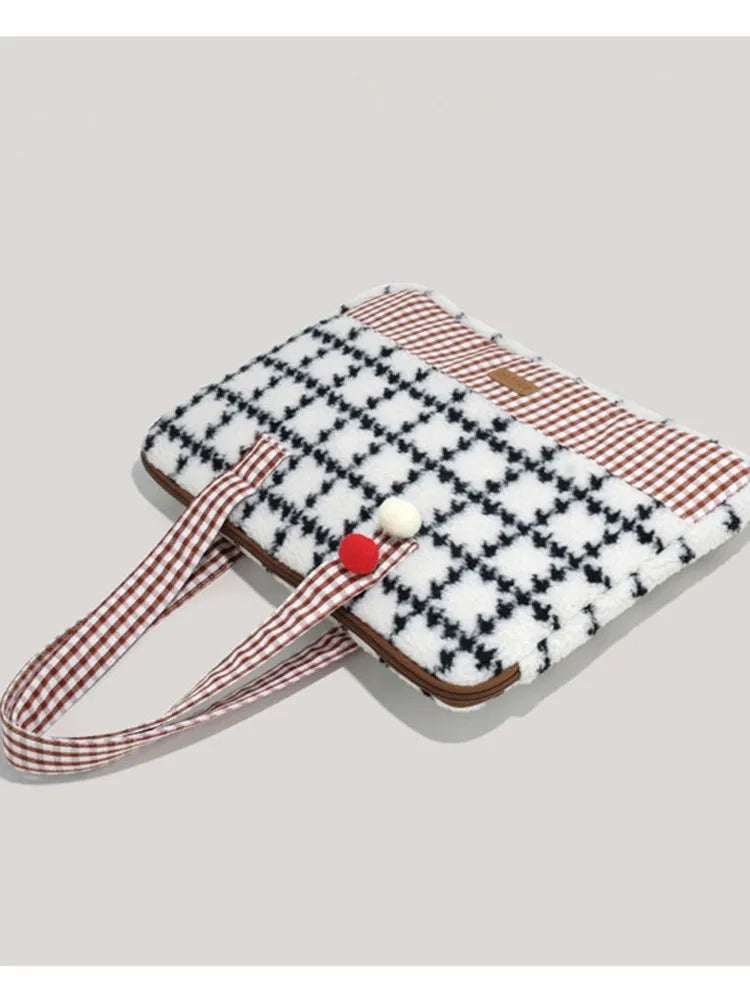 Chic Plaid Laptop Sleeve